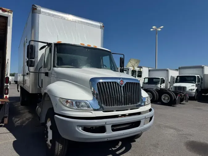 2018 NAVISTAR INTERNATIONAL 4300
