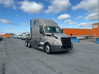 2021 Freightliner Cascadia