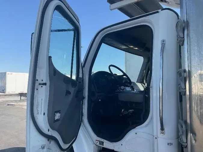 2018 Freightliner M2