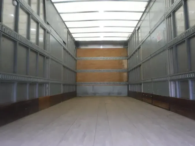 2017 FREIGHTLINER/MERCEDES M2 106