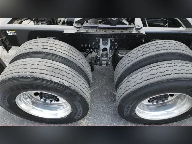 2022 KENWORTH T680