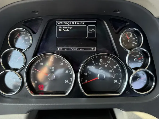 2020 Peterbilt 567