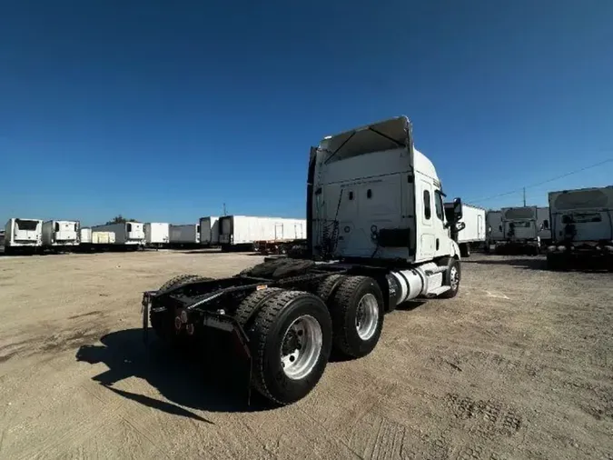 2020 FREIGHTLINER/MERCEDES NEW CASCADIA 116