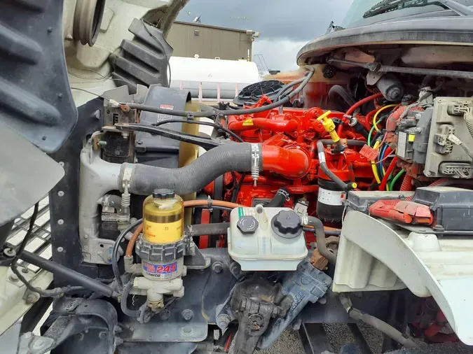 2018 FREIGHTLINER/MERCEDES M2 106