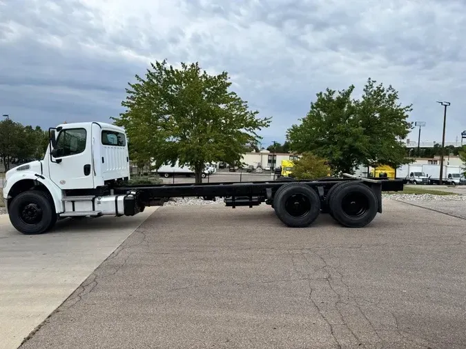 2020 Freightliner Business Class M2 106