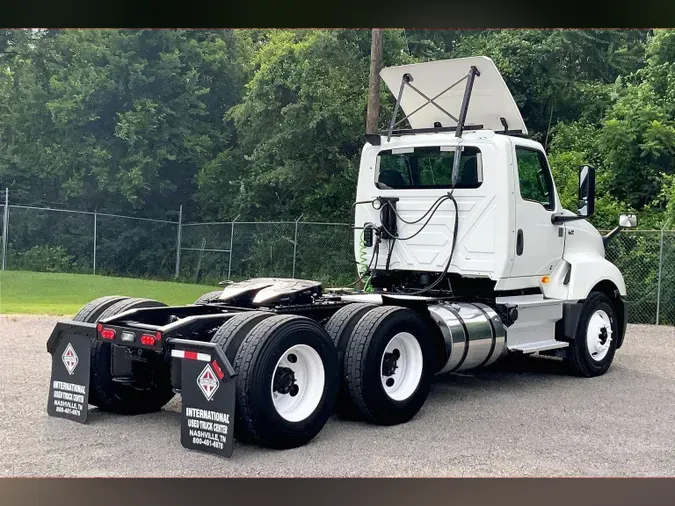 2022 INT LT625 6x4