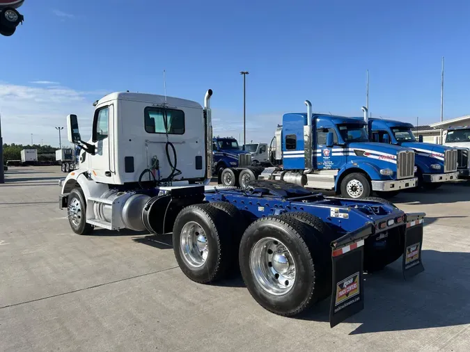 2018 Peterbilt 567