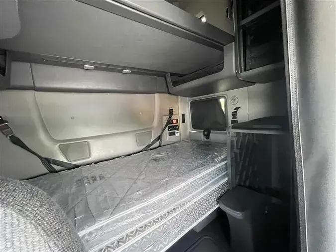 2022 INTERNATIONAL LT625