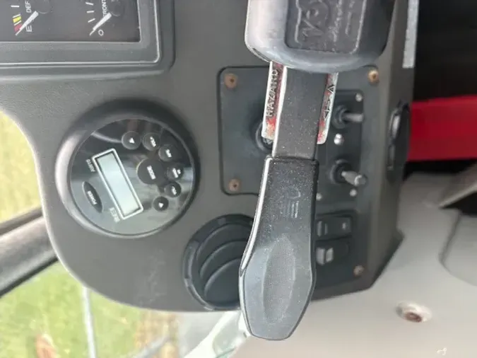 2017 KALMAR OTTAWA T2 4X2 DOT/EPAc5e4ac65d3cb9dd9f29c5f1c774465dc