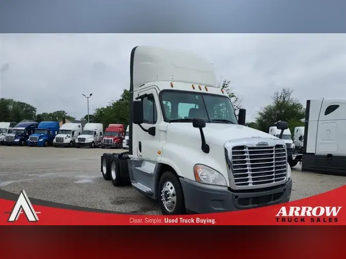 2018 FREIGHTLINER CA12562DC