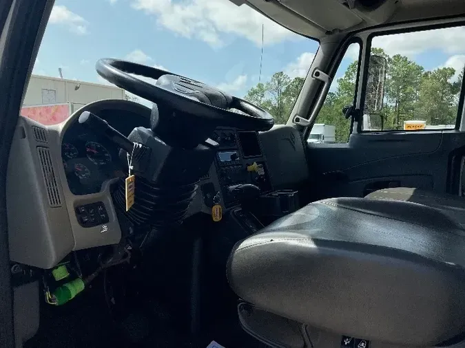 2019 International 4300