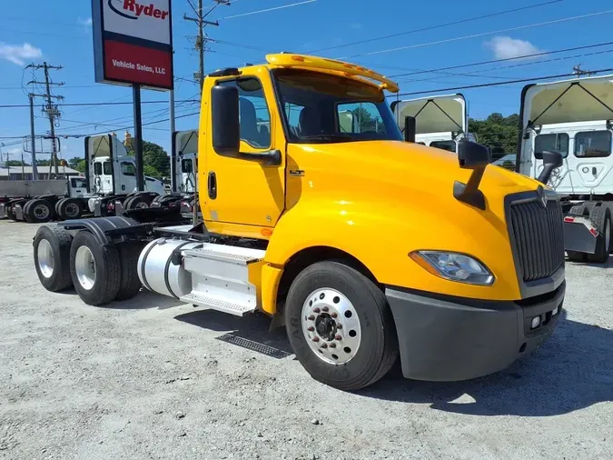 2020 NAVISTAR INTERNATIONAL LT625 DAYCAB T/Ac5e8aef51498b4e5f2c047f23890c7ff