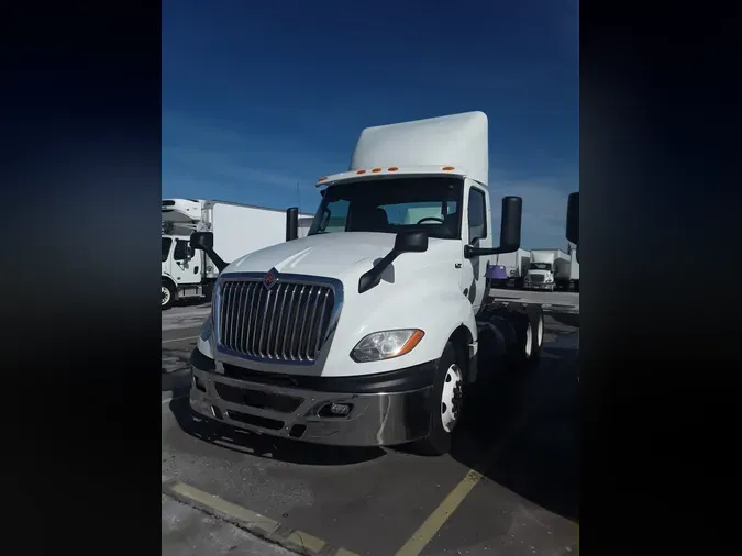 2018 NAVISTAR INTERNATIONAL LT625 DAYCAB T/A