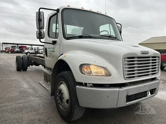 2018 FREIGHTLINER BUSINESS CLASS M2 106