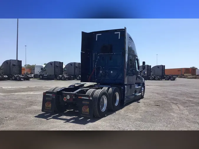 2023 Freightliner Cascadia 126