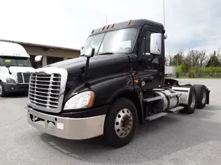 2018 Freightliner CASCADIA 125