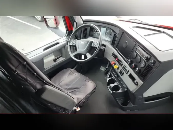 2022 FREIGHTLINER CA126