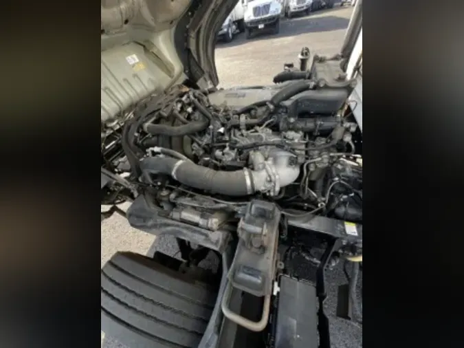 2017 ISUZU NPRc5fbb76633e687264f731b013ff41977