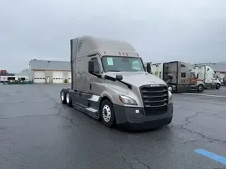 2022 Freightliner Cascadia
