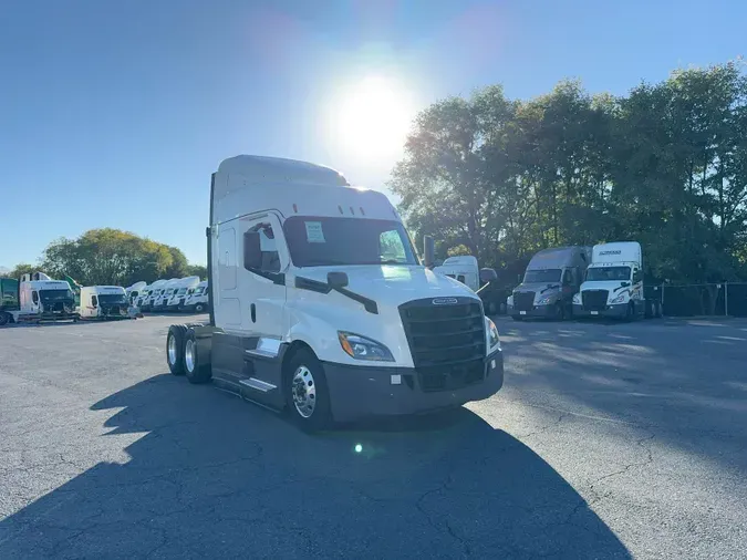 2021 Freightliner Cascadia 126c5fff24a64398d5e2b8f1e55632842cf