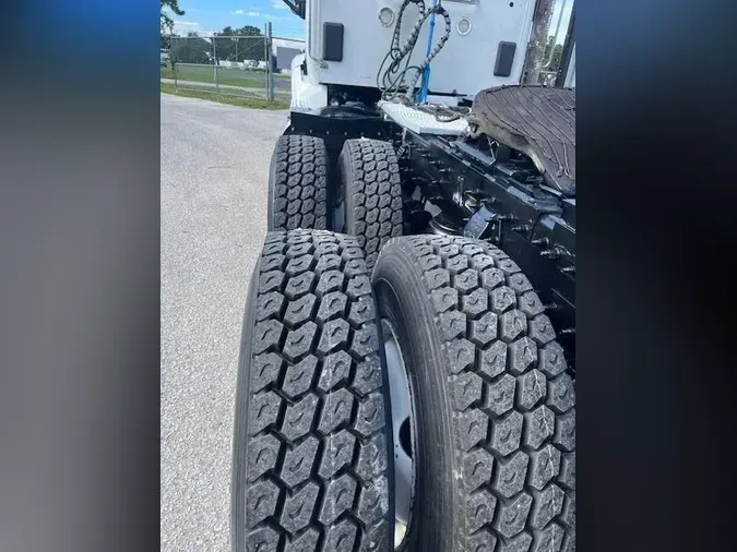 2020 Peterbilt 567