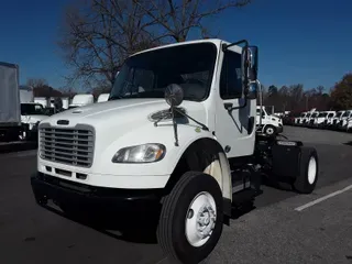 2017 FREIGHTLINER/MERCEDES M2 106