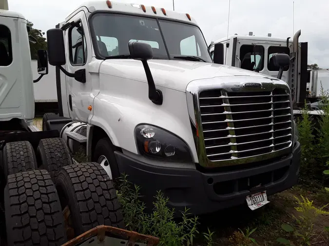 2018 FREIGHTLINER/MERCEDES CASCADIA 125