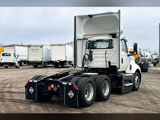2021 INT LT625 6x4c60846072784750ffcb804422fe87618