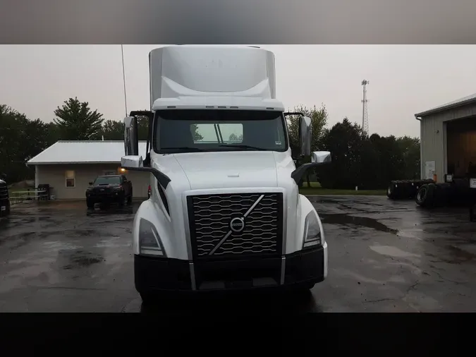 2019 Volvo VNL300