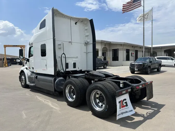2021 Peterbilt 579