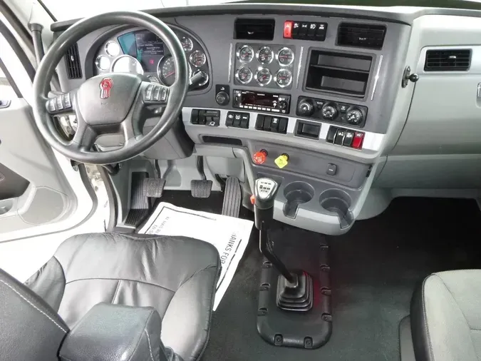 2021 Kenworth T680c60b6e86760002ab40adee0f63fde65e