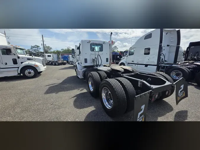 2023 Peterbilt 567