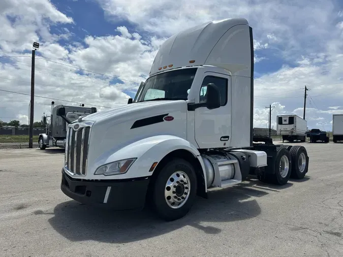 2023 Peterbilt 579c60e719d6b2d03a4507b30bda680ee53