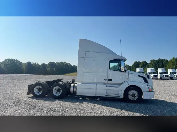 2016 Volvo VNL 740