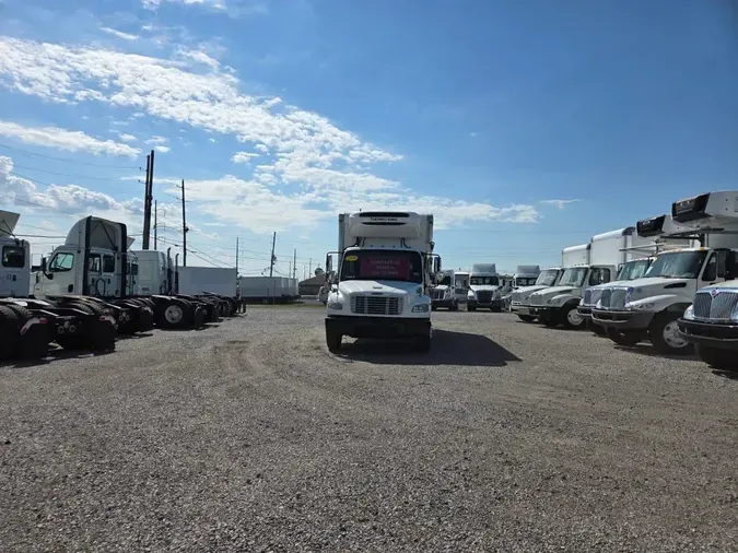 2019 FREIGHTLINER M2 106