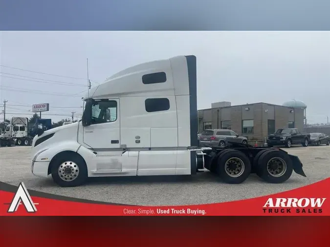 2020 VOLVO VNL760