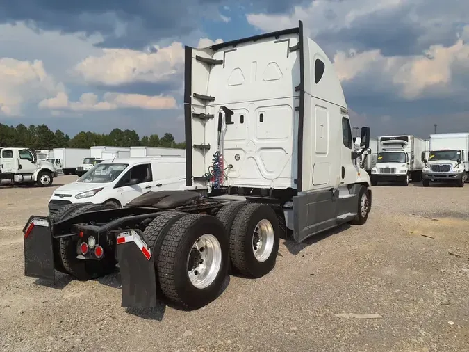 2019 FREIGHTLINER CASCADIA 125