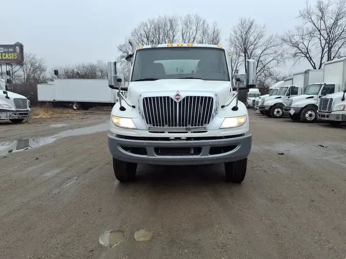 2020 NAVISTAR INTERNATIONAL MV607 (4X2)