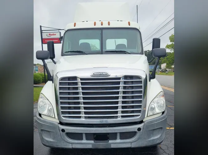 2018 FREIGHTLINER/MERCEDES CASCADIA 125