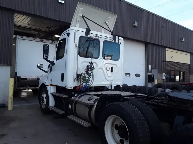 2018 FREIGHTLINER/MERCEDES NEW CASCADIA PX12664c61ecfb63ba20969e43e9c4ad97b7be1