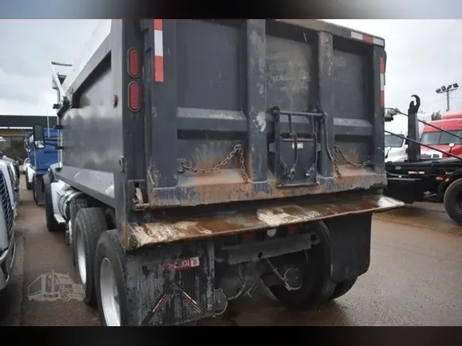 2019 KENWORTH T880