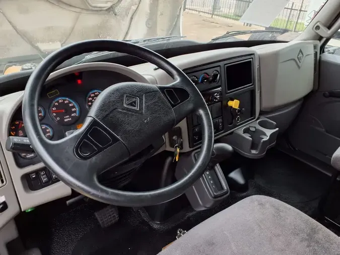 2019 NAVISTAR INTERNATIONAL 4300