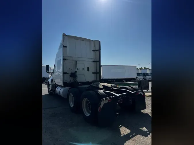 2022 NAVISTAR INTERNATIONAL LT625 SLPR CAB