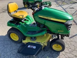 2016 John Deere X380