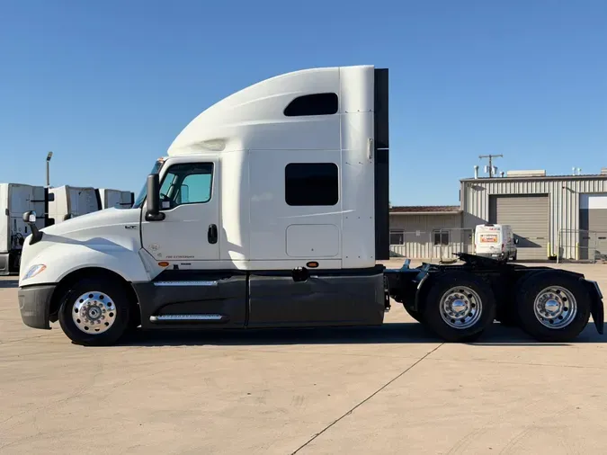 2022 International LT625c62b892bc8115a9538b92e56d0b6a66d