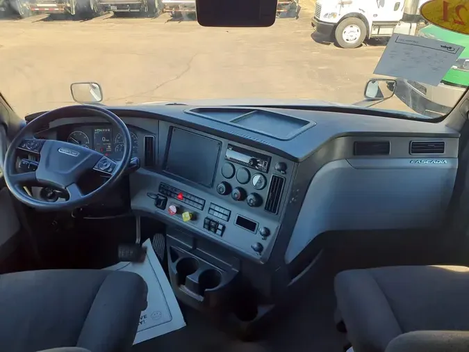 2021 FREIGHTLINER/MERCEDES NEW CASCADIA PX12664