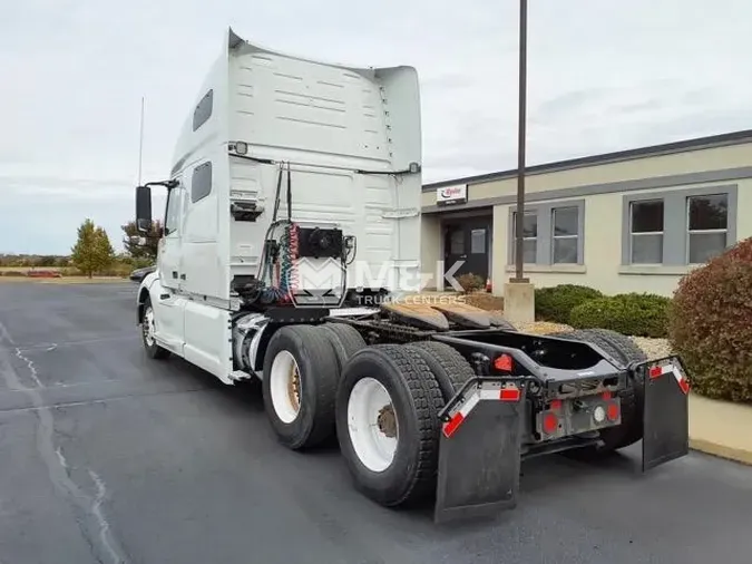 2020 VOLVO VNL64T760