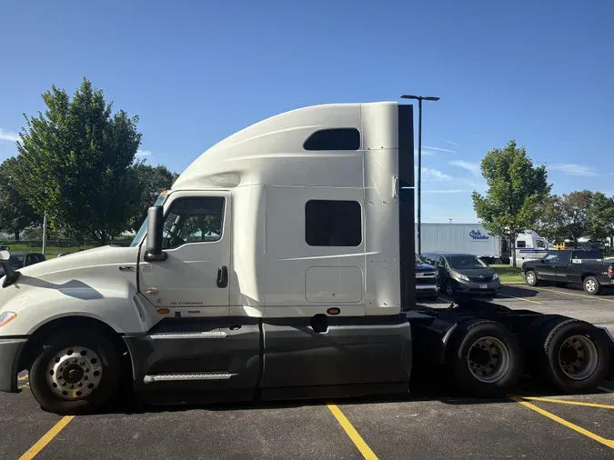 2022 International LT625