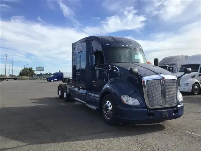 2022 KENWORTH T680c63a0ec2ad2a1ea030c6c68dd137773a