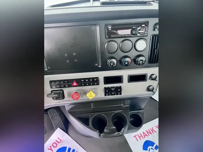 2020 FREIGHTLINER CASCADIA 116